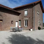 Clair'omer Holiday home Yevres-le-Petit
